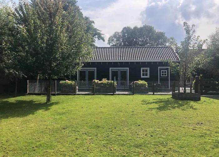 Flora'S B&B